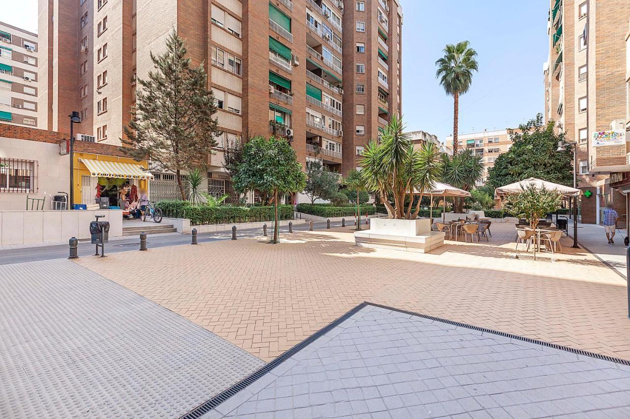 Amplio Y Centrico, Recien Reformado, Calefaccion Central, Jardines, Supermercados, Cafeterias Y Todos Los Servicios En El Corazon De La Ciudad Granada Esterno foto
